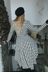 GABARDINA IRREGULAR LOLA BLANCO/NEGRO