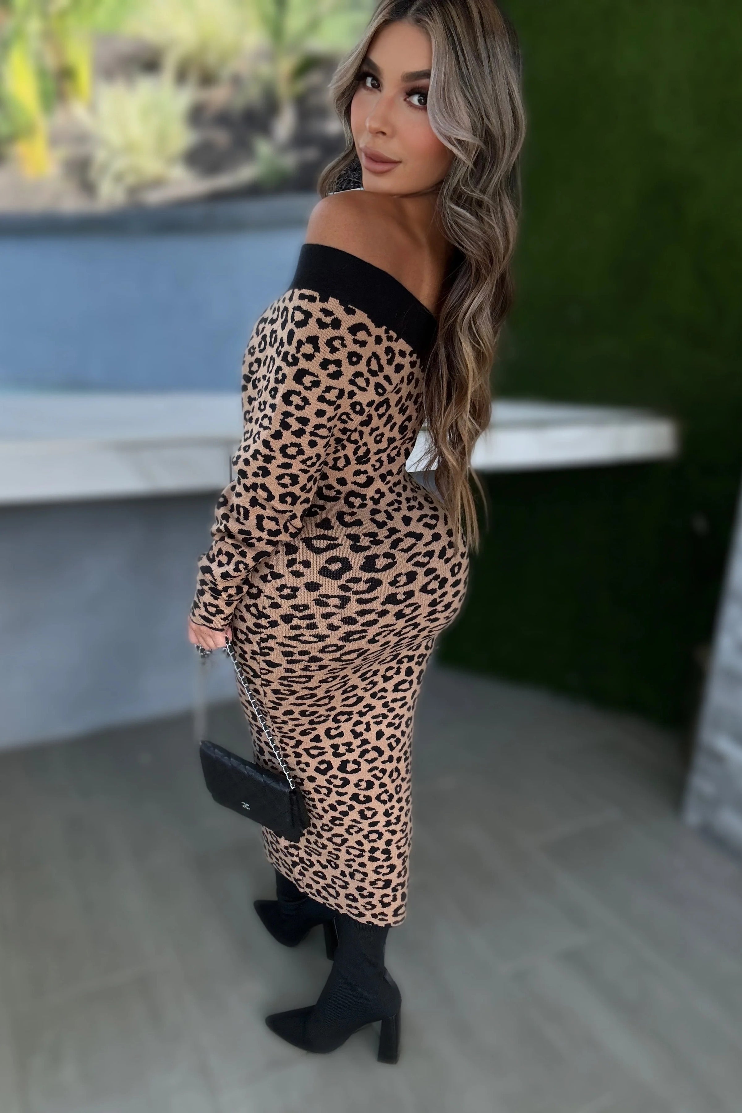 VESTIDO MIDI TEJIDO LEOPARDO