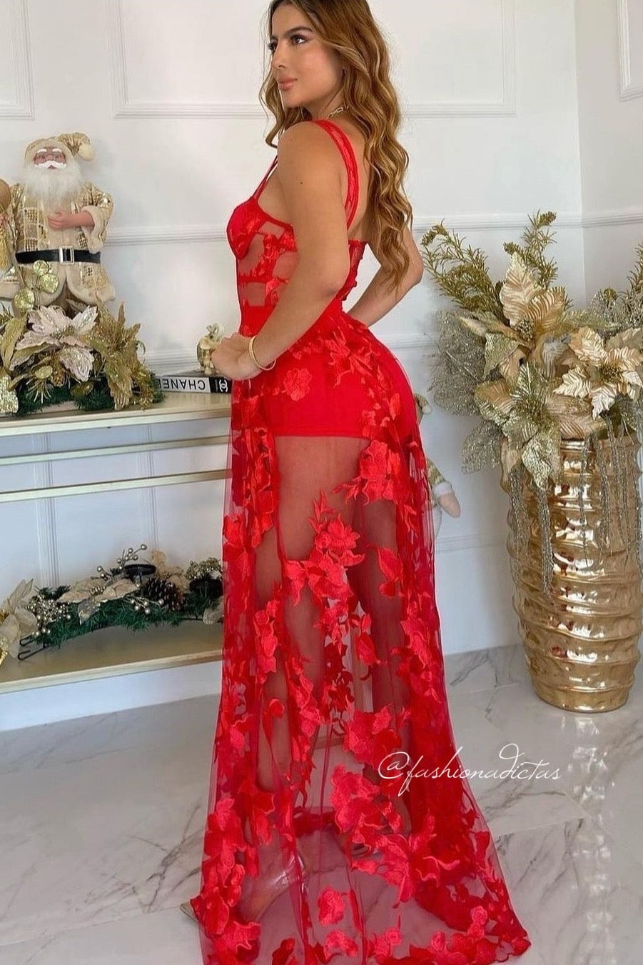 MAXI VESTIDO RUBI ENCAJE ROJO