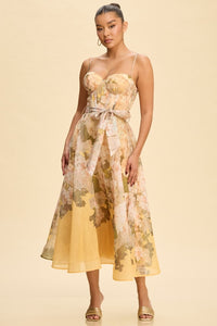 MAXI VESTIDO FLORAL CAROLA ORGANZA AMARILLO
