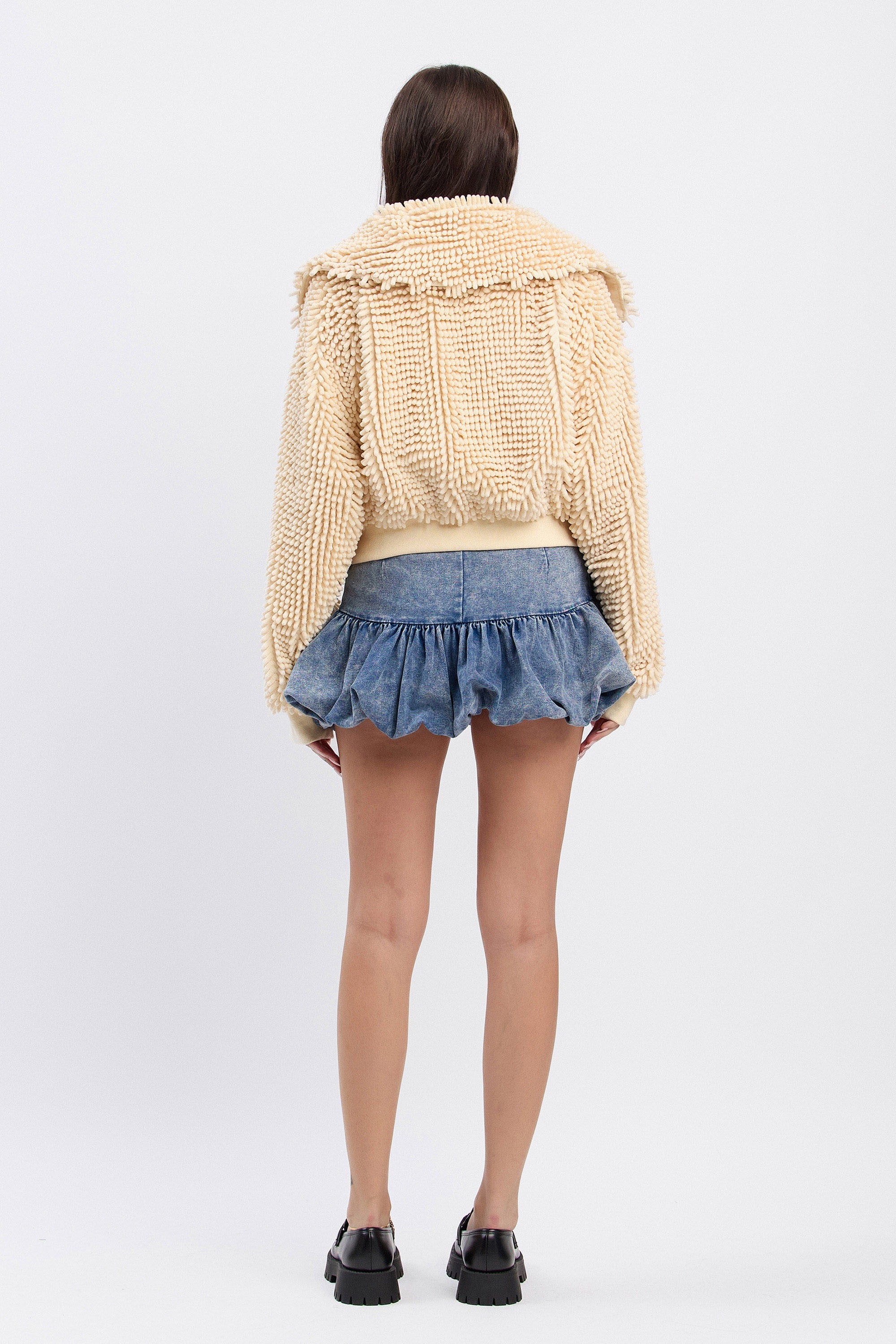 CHAMARRA BEIGE CIERRE