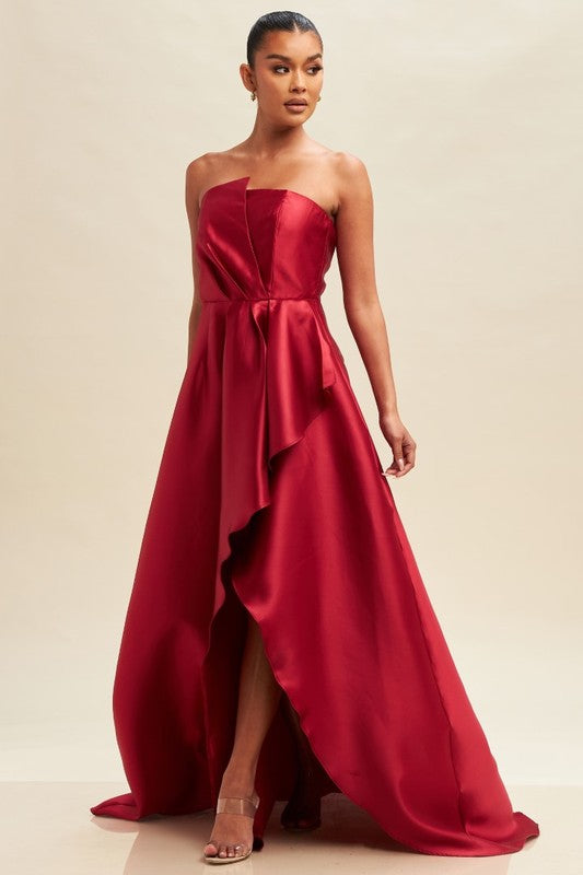 MAXI VESTIDO DE GALA NAHLA SATINADO IRREGULAR ROJO