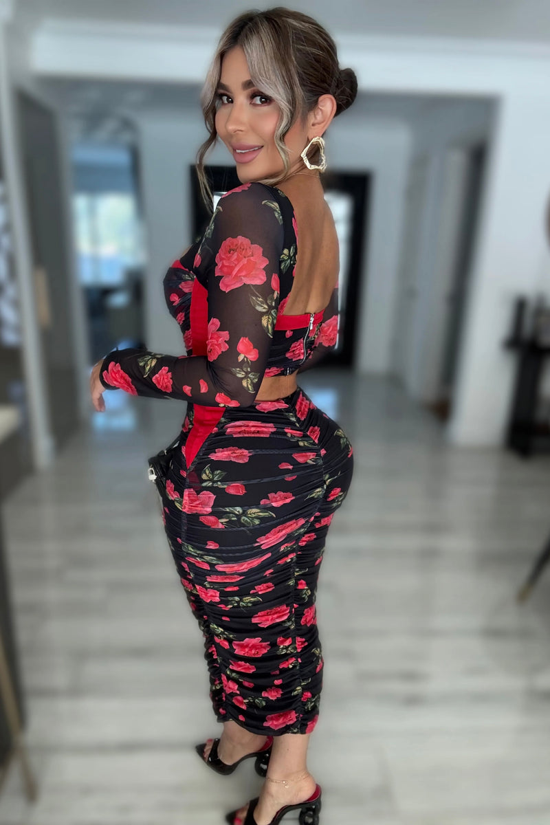 SET DRAPEADO ROSAS MESH