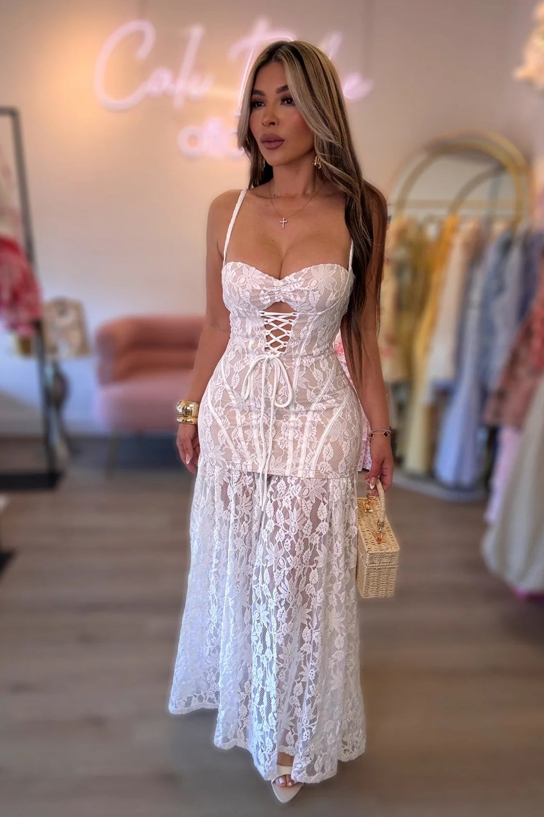 MAXI VESTIDO ENCAJE CORSETTE ENCAJE