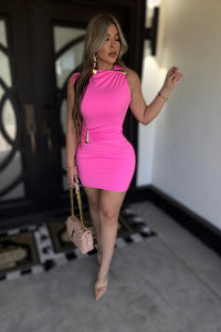 VESTIDO FUICHSA DIJE GOTA SIN MANGAS