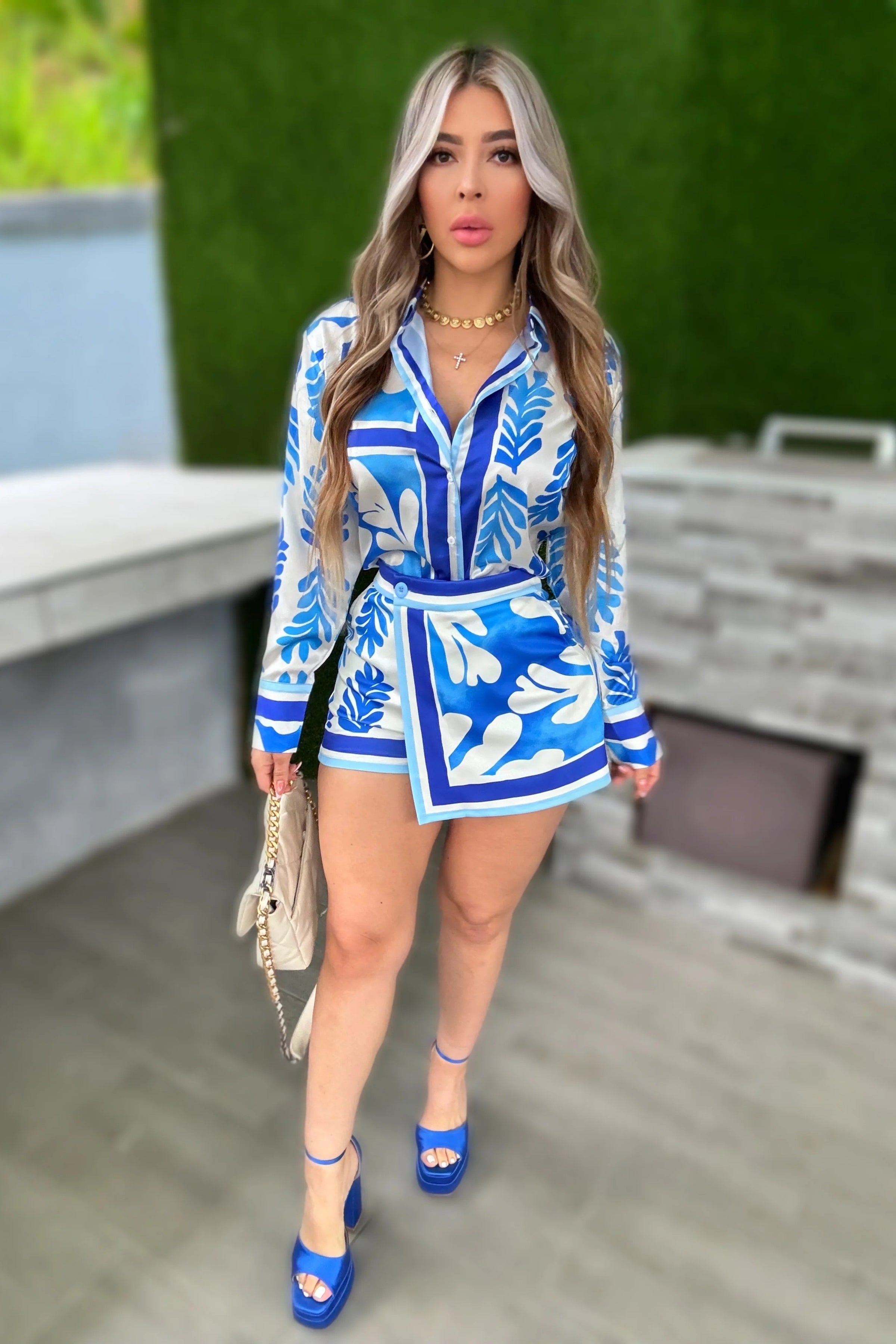 SET CONJUNTO CARLI AZUL SATIN SHORT