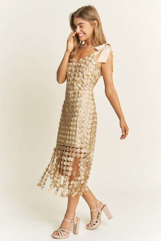 VESTIDO DORADO MAXI PUNTOS BORDADO BARBILLAS