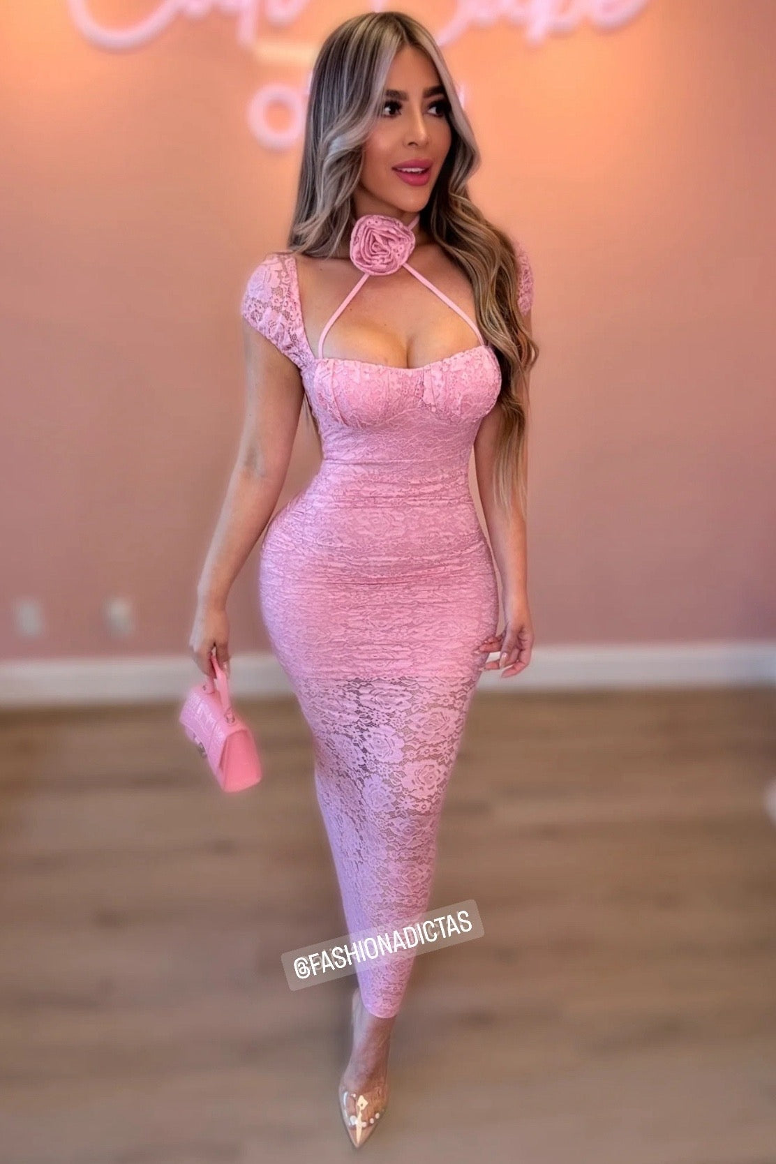 VESTIDO LACE ROSA PASTEL – Fashion Adictas