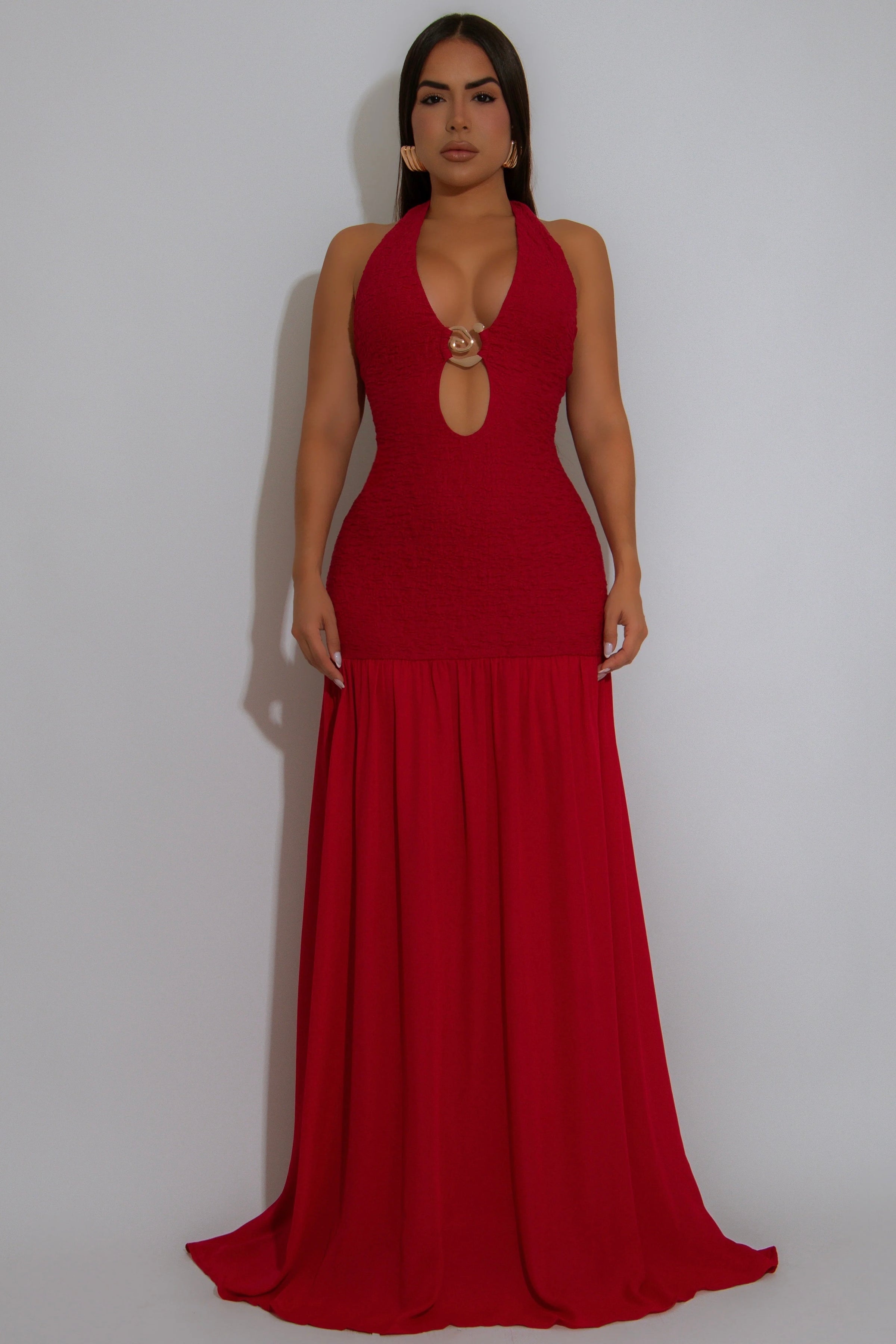 MAXI VESTIDO BERRY HALTER DIJE ORO.
