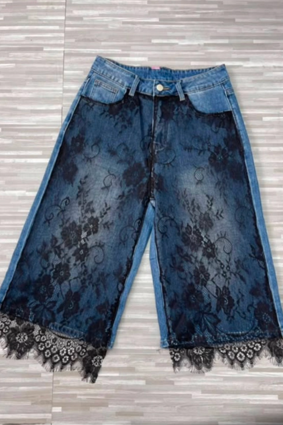 BERMUDA ( PANTALON CAPRI) MEZCLILLA ENCAJE
