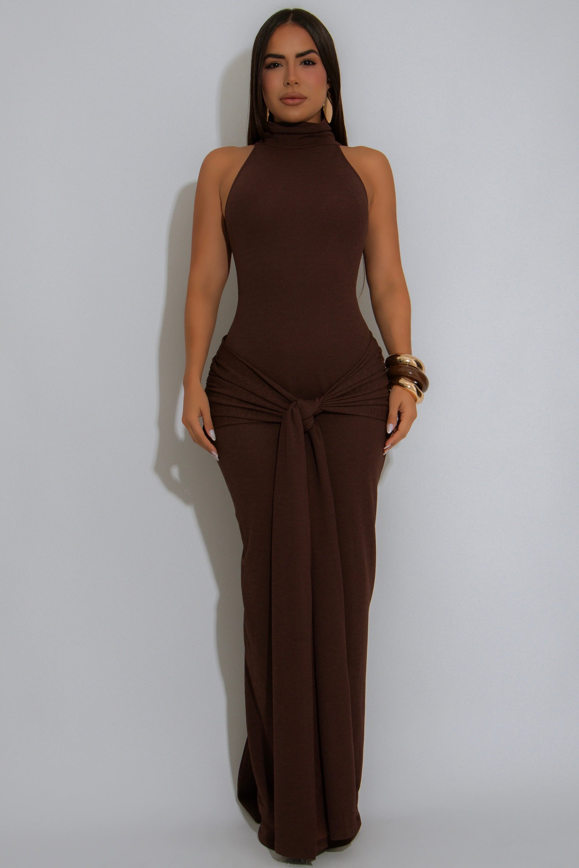 MAXI VESTIDO EXPRESSO CUELLO ALTO
