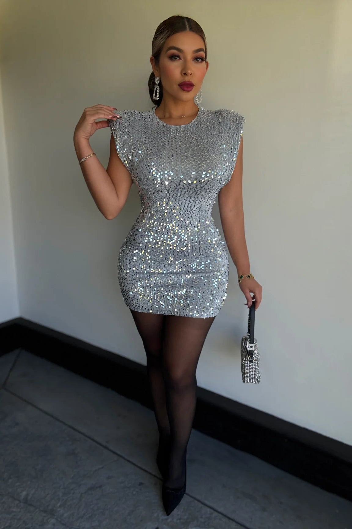 VESTIDO VELVET LENTEJUELAS PLATA