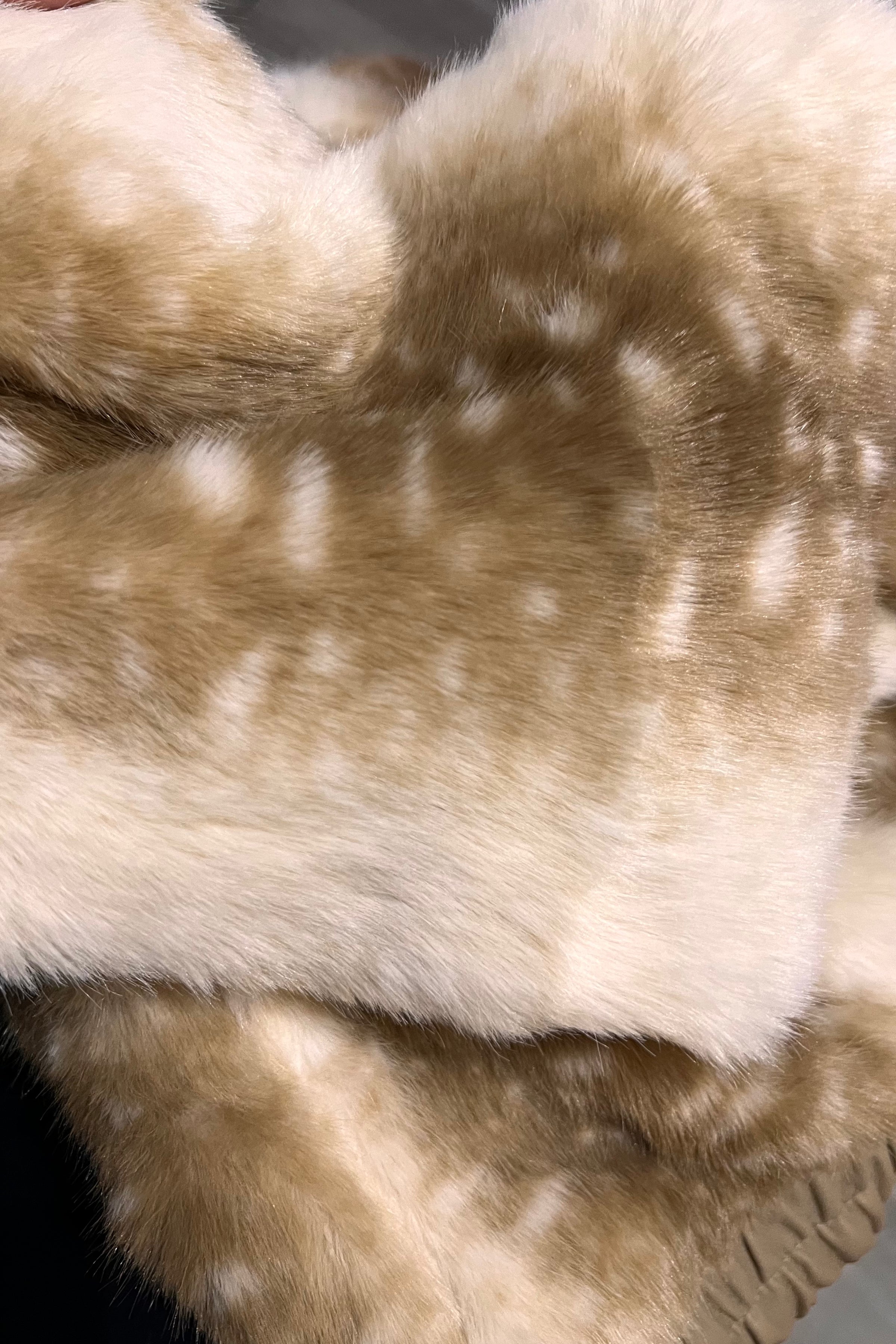CHAMARRA PELO BAMBI PRINT BEIGE