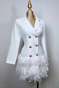 VESTIDO BLAZZER PLUMAS BLANCO